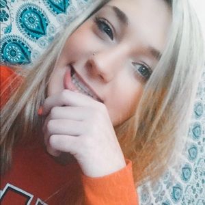 Meet your Posher, Cailey